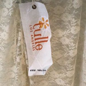 UNIQUE CREAM COLORED FLORAL TIGHTS